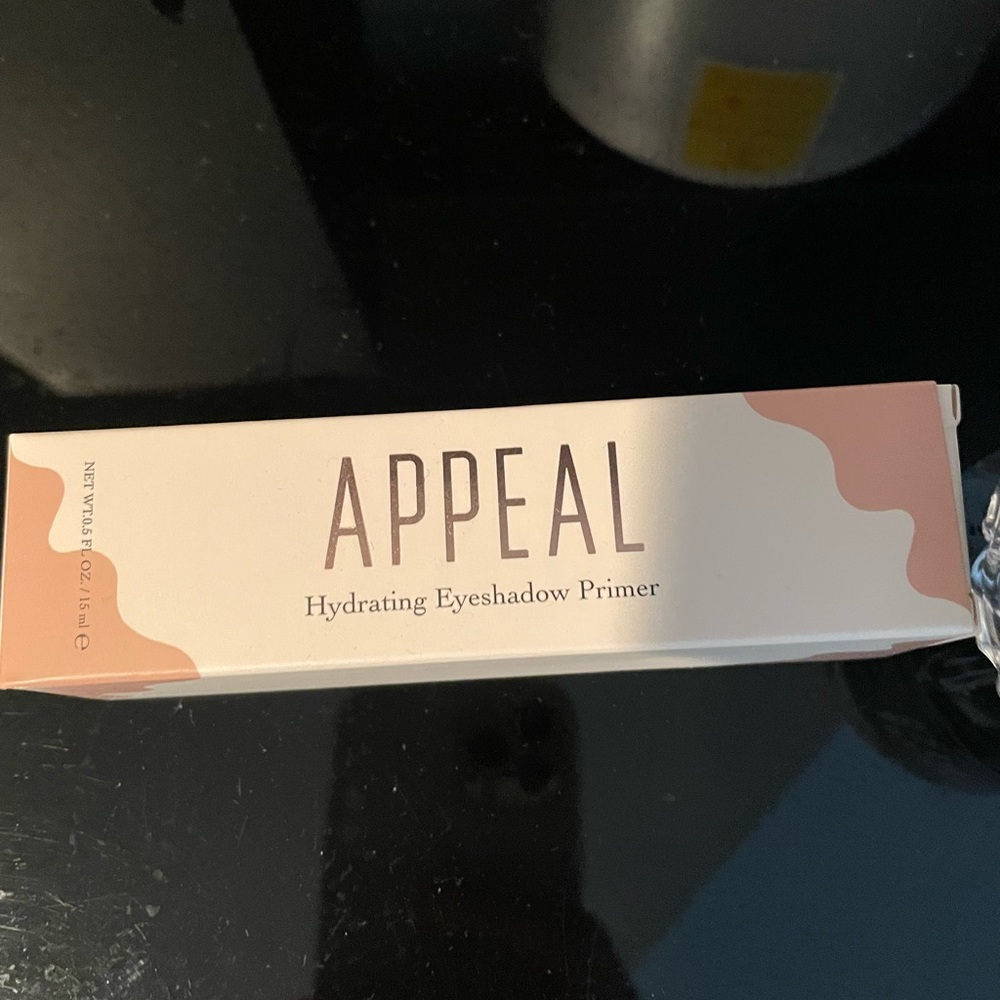Xappeal Eyeshadow Primer - Creamy Finish